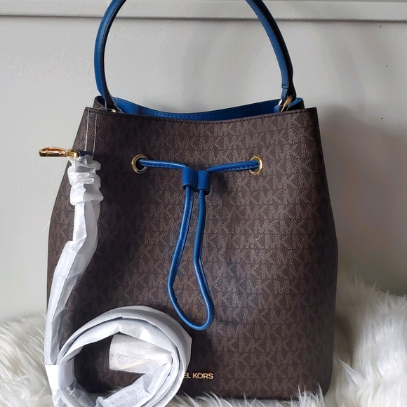 Michael Kors Suri Bucket bag - Picture 1 of 4